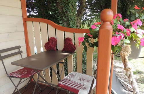 Chateaurenard Cottage | THE ROULOTTE DU SOLEIL