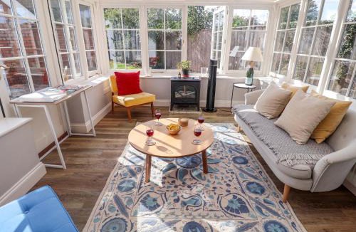 Woodbridge House | The Round House