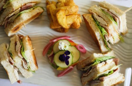 West Chiltington Hotel | The Roundabout Hotel