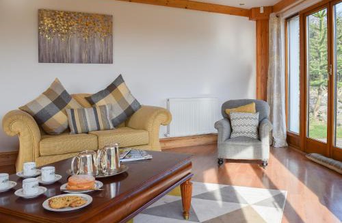 Leuchars House | The Roundel