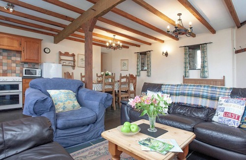 Saint Gennys Cottage | The Roundhouse - TBE