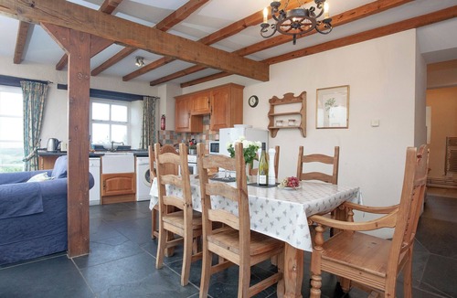 Saint Gennys Cottage | The Roundhouse - TBE