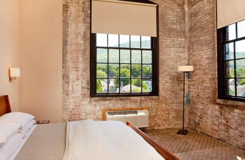 Beacon Hotel | The Roundhouse