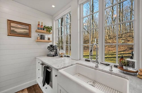 Wrightsville Cabin | The Roundtop Chalet romantic couple’s getaway