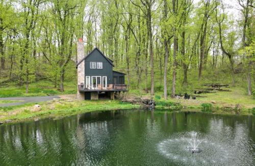 Wrightsville House | The Roundtop Chalet romantic couples getaway