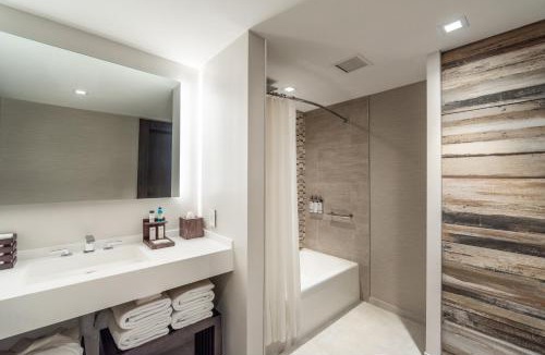 Assembly Square Hotel | The Row Hotel at Assembly Row, Autograph Collection