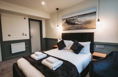 Morecambe Hotel | The Royal Bar & Shaker