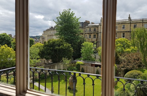 Upper Town Hotel | The Royal Crescent Hotel & Spa