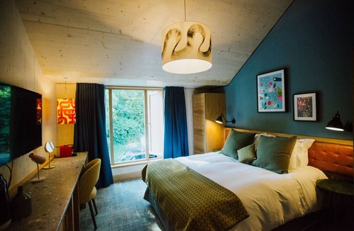 Ascot Hotel | The Royal Foresters