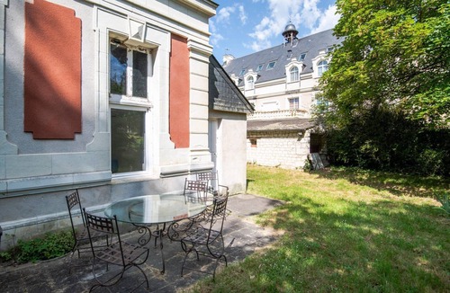 Saint-Benoit-la-Foret House | The royal escape