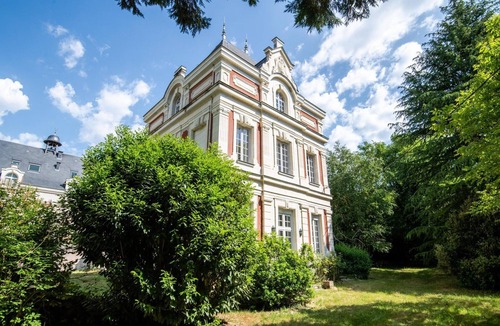 Saint-Benoit-la-Foret House | The royal escape
