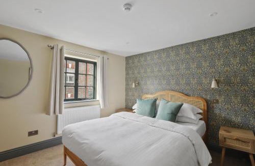 Wallingford Hotel | The Royal