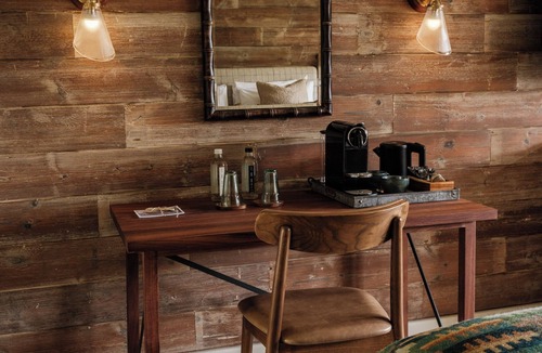 Tintern Hotel | The Royal George