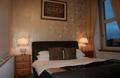 Girvan House | The Royal Hotel