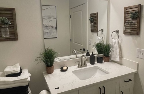 Piedmont Apartment | The Royal Island