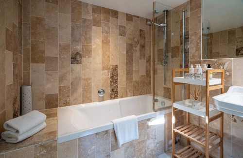 East Lavant Hotel | The Royal Oak