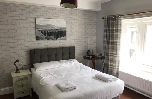 Giggleswick Hotel | The Royal Oak