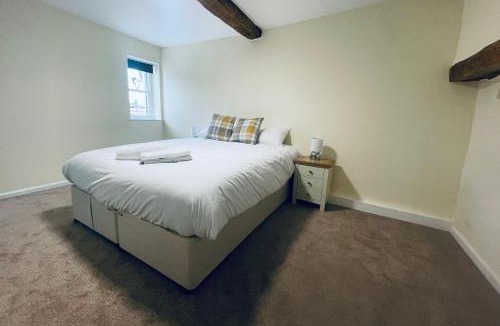 Northway Hotel | The Royal Oak