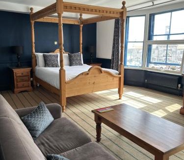 Ramsgate Hotel | The Royal Oak Hotel