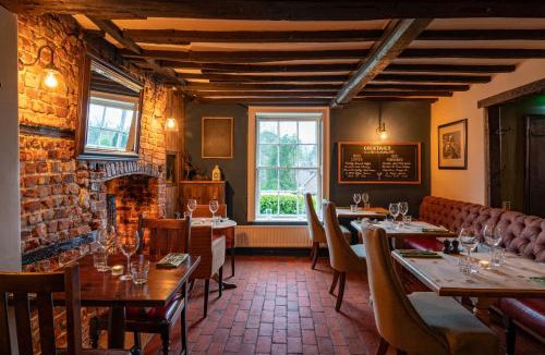 East Lavant Hotel | The Royal Oak Inn