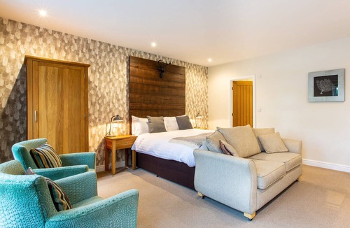 Long Whatton Hotel | The Royal Oak - Inn