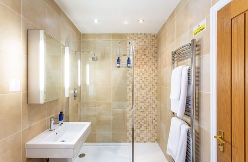 Long Whatton Hotel | The Royal Oak - Inn