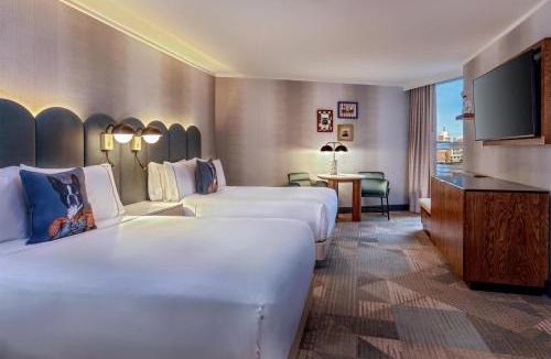 East Cambridge Hotel | The Royal Sonesta Boston