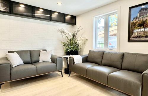 Boischatel Apartment | The Royal Suite - Hot Tub - Free EV Chrger