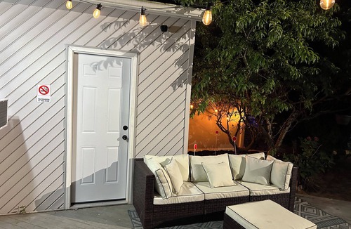 Lake Ronkonkoma House | The Royal Suite - Ronkonkoma