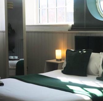 Sutton Coldfield Hotel | The Royal Sutton