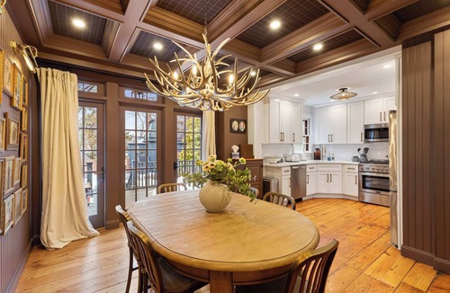 Newport House | The Royce on Spring - High-End Family Getaway in Newport