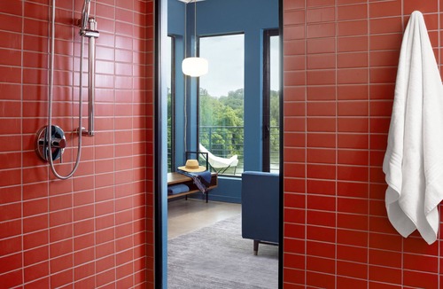 Round Rock Original Plat Hotel | The Ruby Hotel