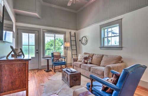Defiance Apartment | 'The Ruebling House': Bright, Modern, & Renovated!