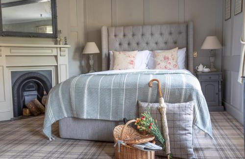 Mickleham Hotel | The Running Horses