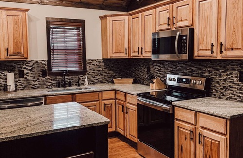 Sulphur House | The Rustic Gem! 3 Bedroom/2 Bath House