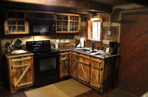 Stanardsville Cabin | The Rustic Old Dam Cabin