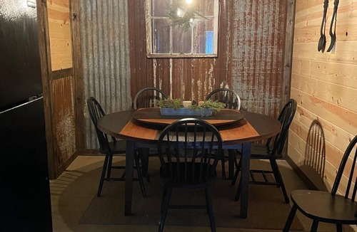 Bokchito House | The Rustic Udder-3 Queen 2 Twin/1 bath 15 min to Choctaw Casino