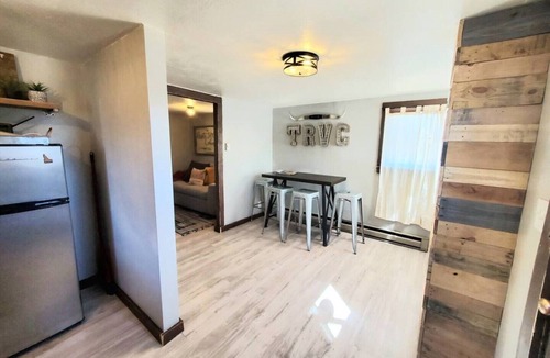 Challis House | The Rustic Valley Cabin