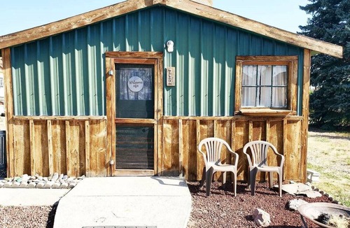 Challis House | The Rustic Valley Cabin