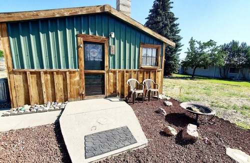 Challis House | The Rustic Valley Cabin