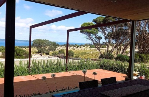 Dudley West House | The Rusty Kangaroo