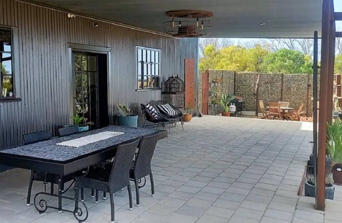 Dudley West House | The Rusty Kangaroo