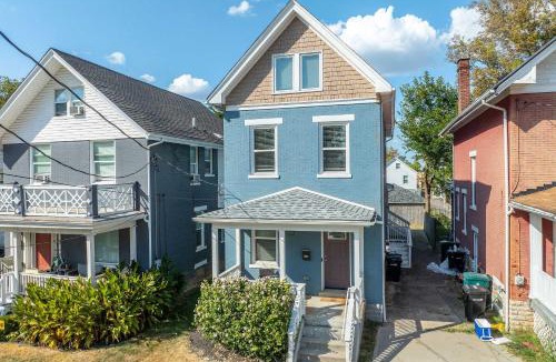 Cincinnati House | The Ruth House - Historic 4 BDR