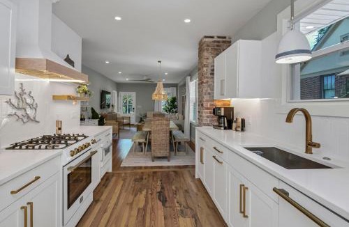 Earlewood House | The Sabal 3BR 3BA with Hot Tub