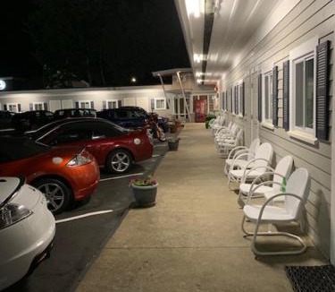 Southern Coast Hotel | The Saco Motel