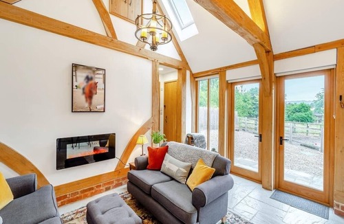 Ashford Other | The Saddlery: Charming Converted Barn