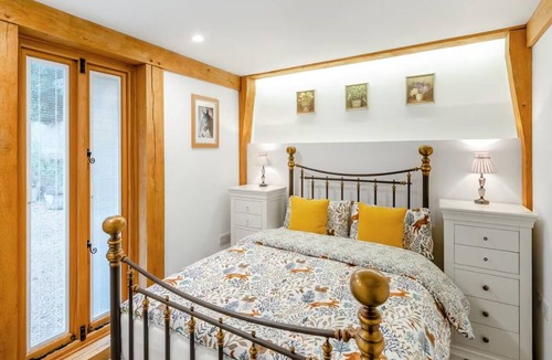 Ashford Other | The Saddlery: Charming Converted Barn