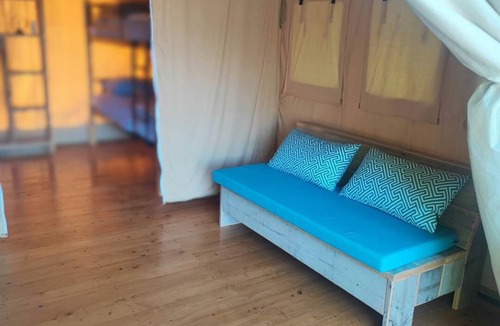 Haute-Saintonge Cottage | The safari lodge tent
