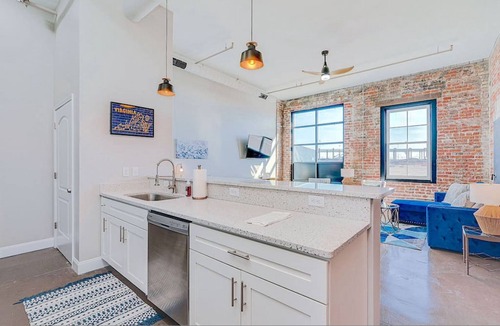 Newport News Apartment | The Safe House Downtown Newport News