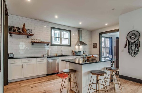 McFerrin Park House | The Sage Estate - Only 6 Minutes from Downtown